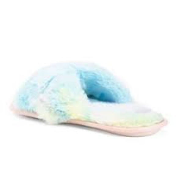 NWT Steve Madden Tye Dye Slippers - Picture 2 of 3
